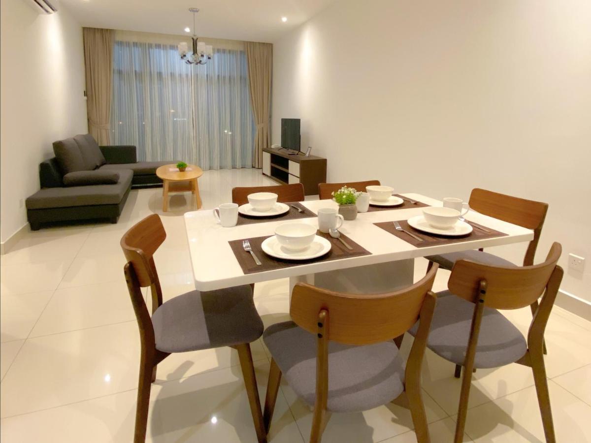 Az Hotel & Serviced Apartments Labuan Eksteriør billede
